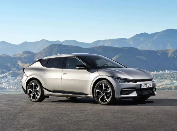 起亚汽车宣布在中国市场推出六款基于 E-GMP 平台的电动车型